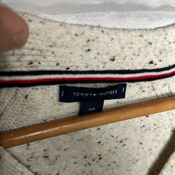Tommy Hilfiger sweater - Picture 3 of 4